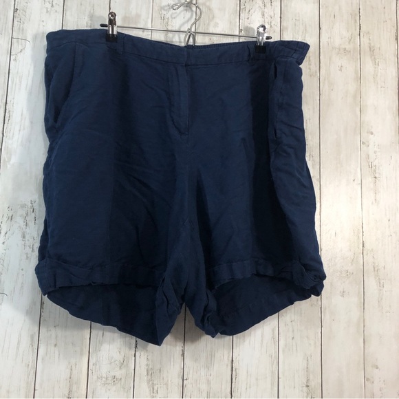 Lane Bryant Linen Blend Cuffed Navy Shorts 22/24 - Picture 1 of 8